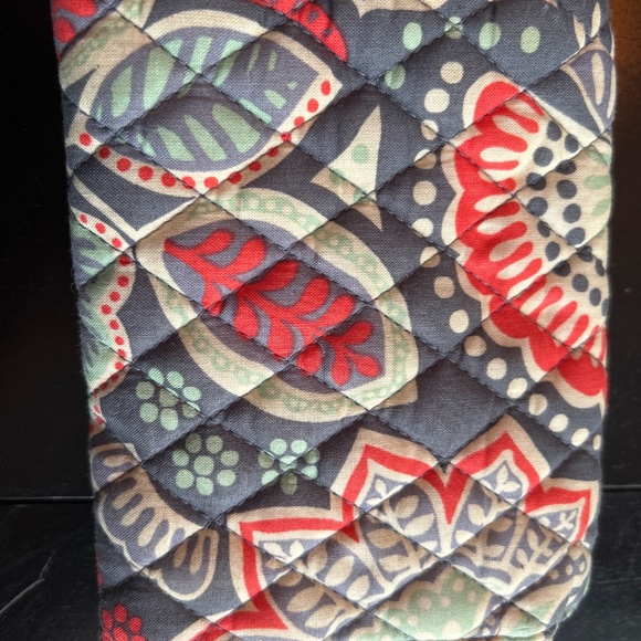 Vera Bradley Nomadic Floral wallet/wristlet - Picture 3 of 4